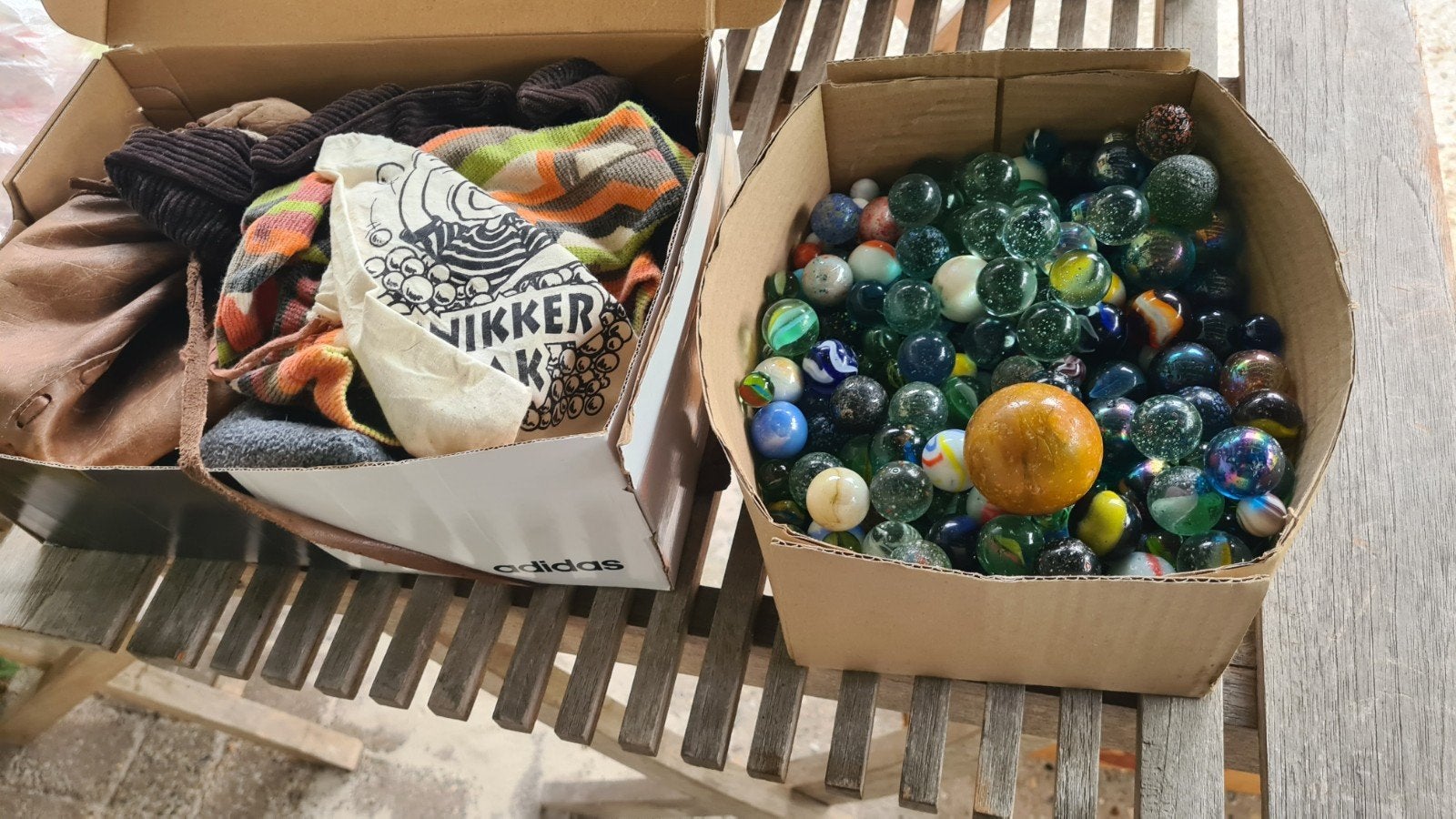 Knikkers plus knikkerzakjes, Plus, Ophalen