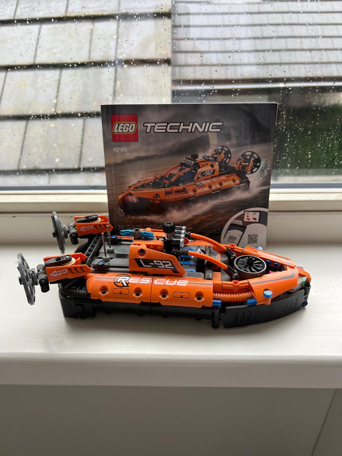 Lego Technic Hovercraft 42120 met doos en boekje, Ophalen of Verzenden, Zo goed als nieuw, Overige merken