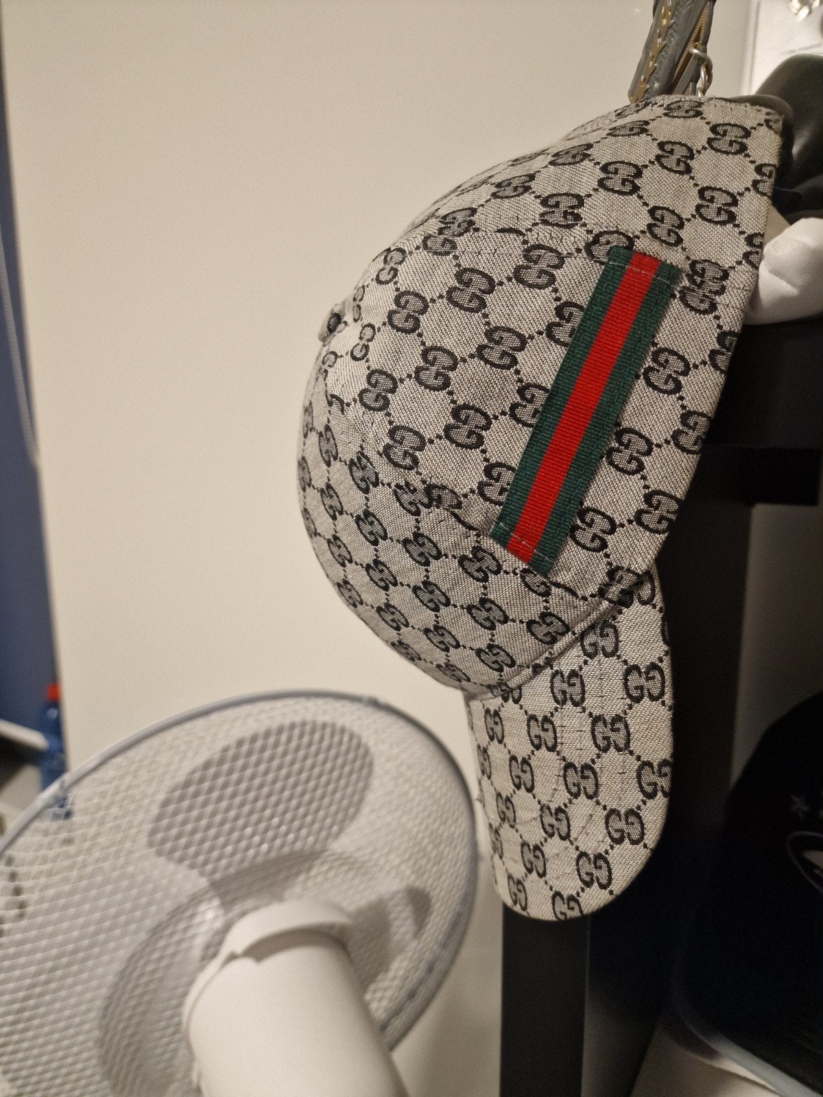 Gucci pet donker grijs, Kleding | Heren, Hoeden en Petten, Pet, Gucci, Gedragen, One size fits all