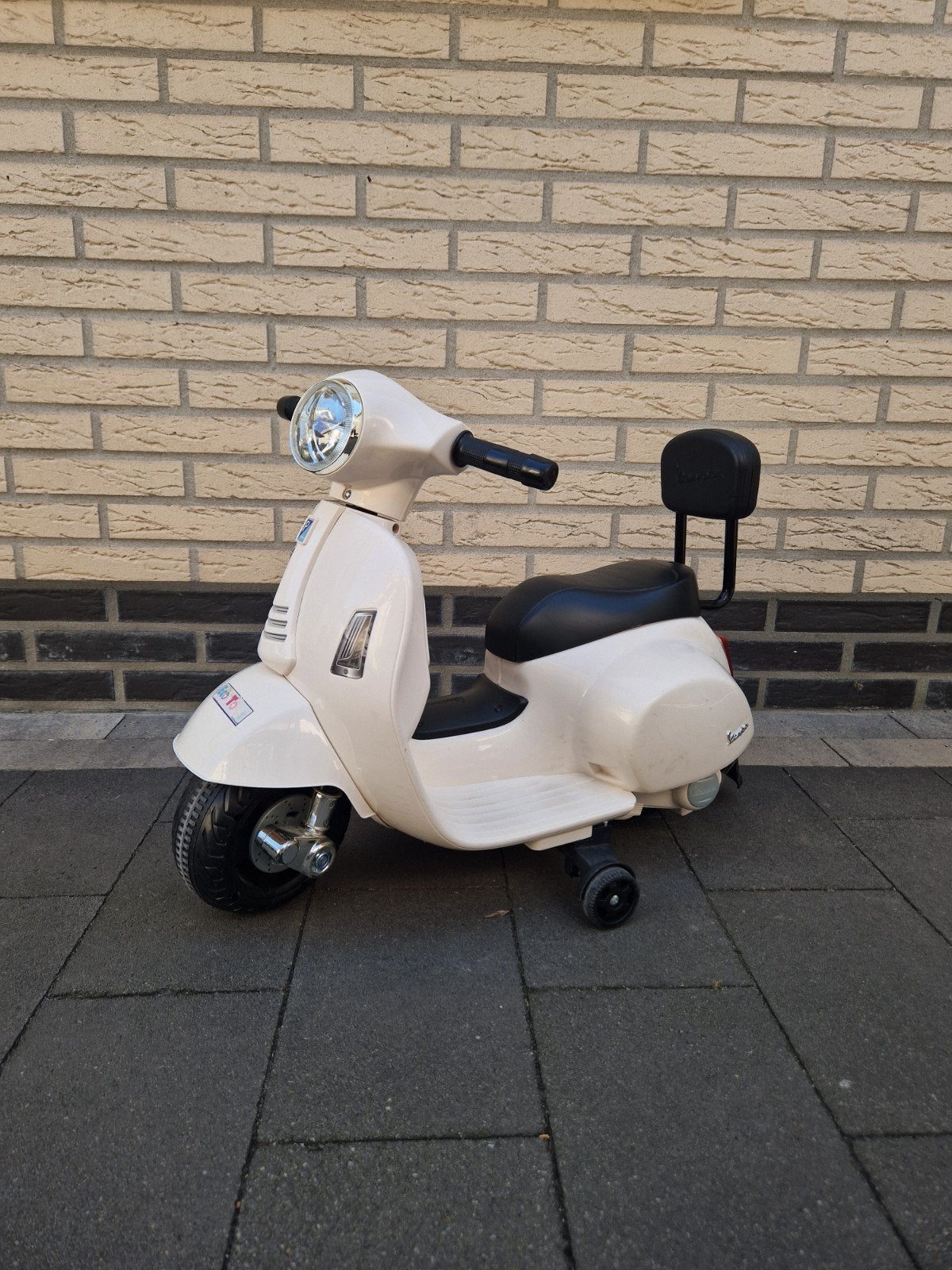 Vespa elektrische scooter voor kinderen - Crème, Ophalen, Gebruikt, Overige typen