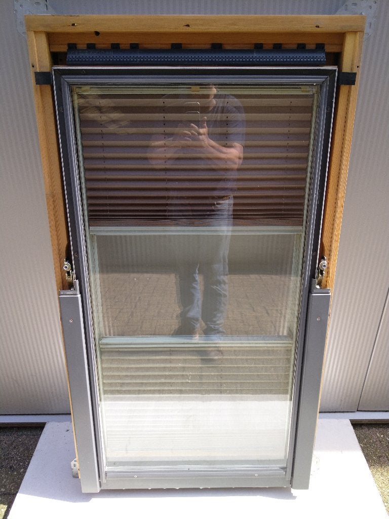 Gebruikt Velux GGL M08 dakvenster te koop, Doe-het-zelf en Verbouw, Glas en Ramen, Ophalen, Dubbelglas, Gebruikt, Minder dan 80 cm