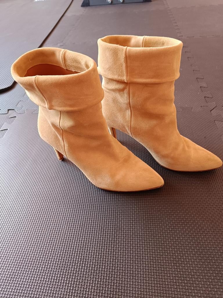 Toral beige lederen enkellaarsjes maat 41, Kleding | Dames, Schoenen, Beige, Lage of Enkellaarzen, Ophalen of Verzenden, Zo goed als nieuw