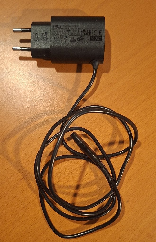 Braun AC/DC adapter type 491-5698. Onderdeelnr: 81747675, Ophalen of Verzenden, Zo goed als nieuw, Scheren en Epileren