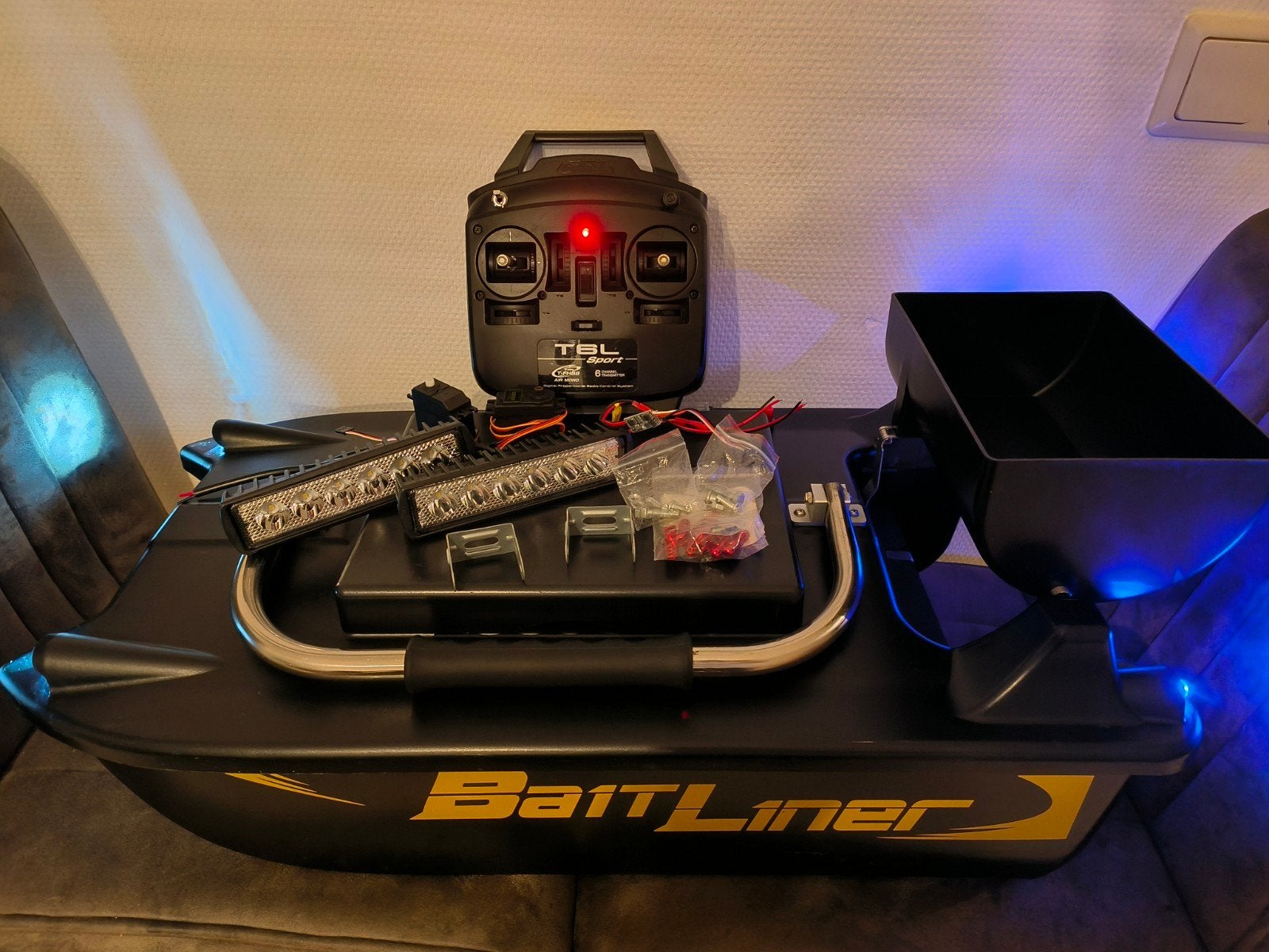 voerboot BatLiner, Watersport en Boten, Ophalen of Verzenden, Overige typen