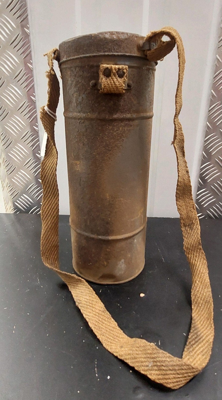 Belgische gasmaskerbus wo1, Verzamelen, Ophalen of Verzenden, Landmacht, Overige gebieden, Overige typen