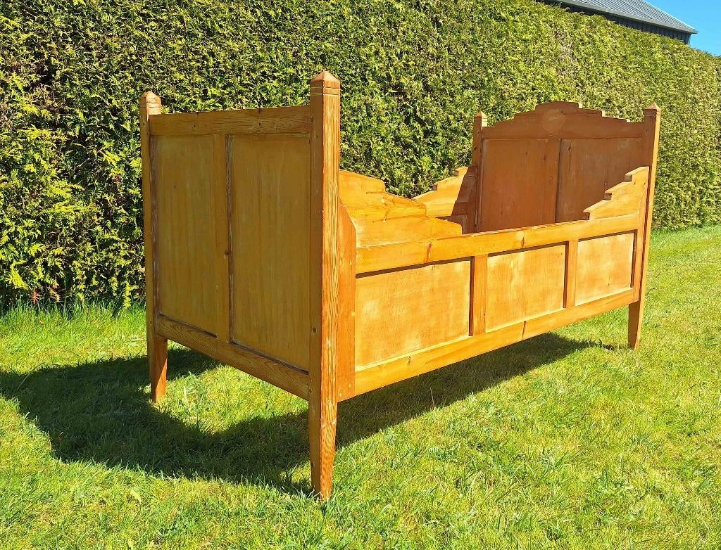 Vintage grenen peuter/kleuterbed - handgemaakt, Ophalen, Gebruikt, 70 tot 85 cm, 140 tot 160 cm