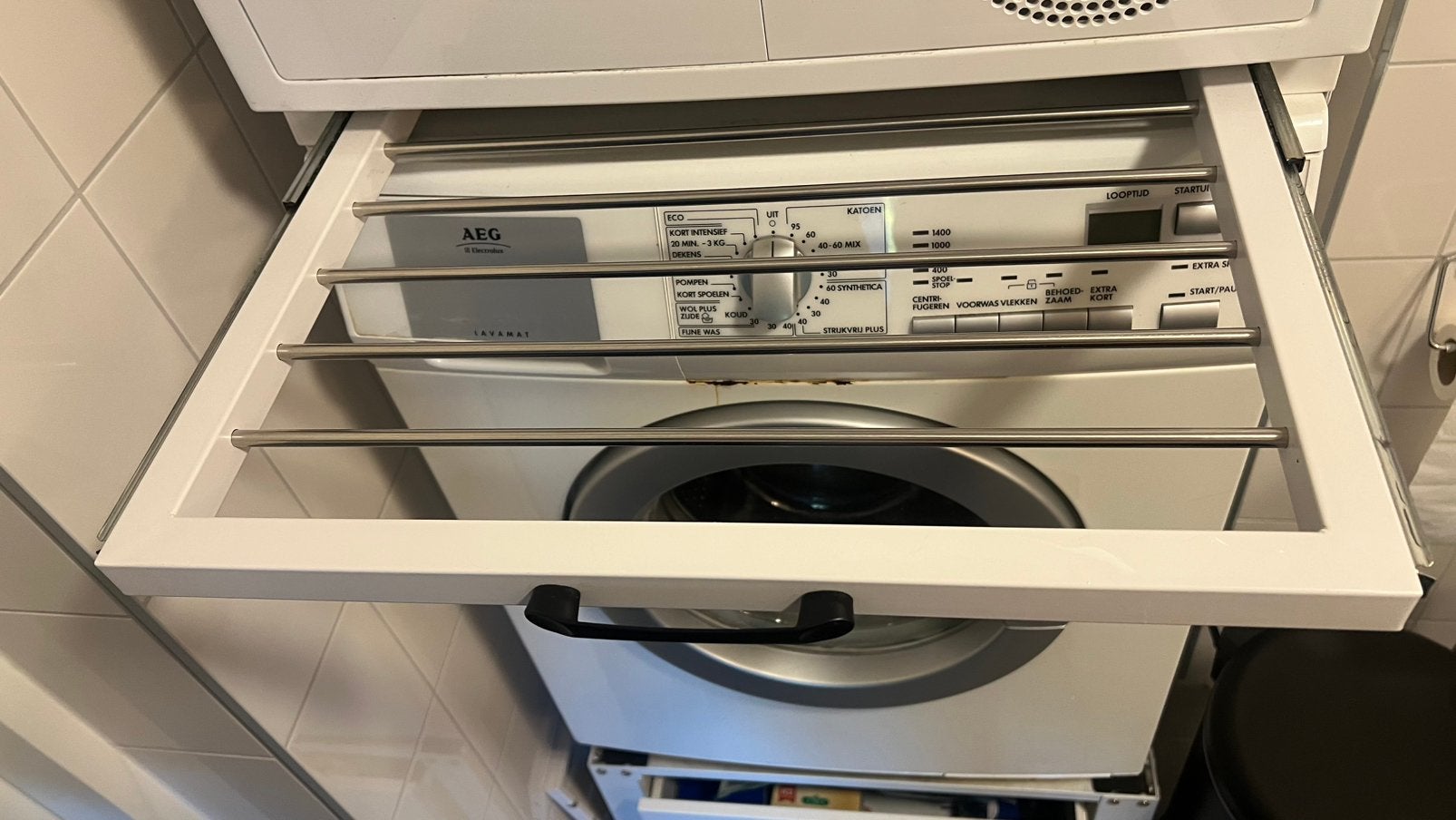 Stapelstuk wasmachine was op hoogte, Ophalen, Zo goed als nieuw