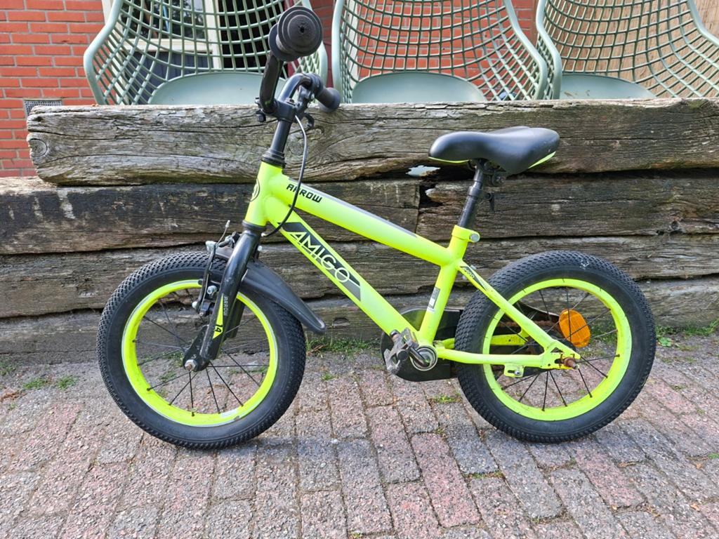 AMIGO kinderfiets - 14 inch - neon geel, Fietsen en Brommers, Fietsen | Kinderfietsjes, Ophalen, Gebruikt, Minder dan 16 inch
