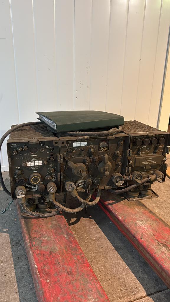 Zend ontvangstation GRC-7 met RT-68 en RT-70, Ophalen, Landmacht, Nederland