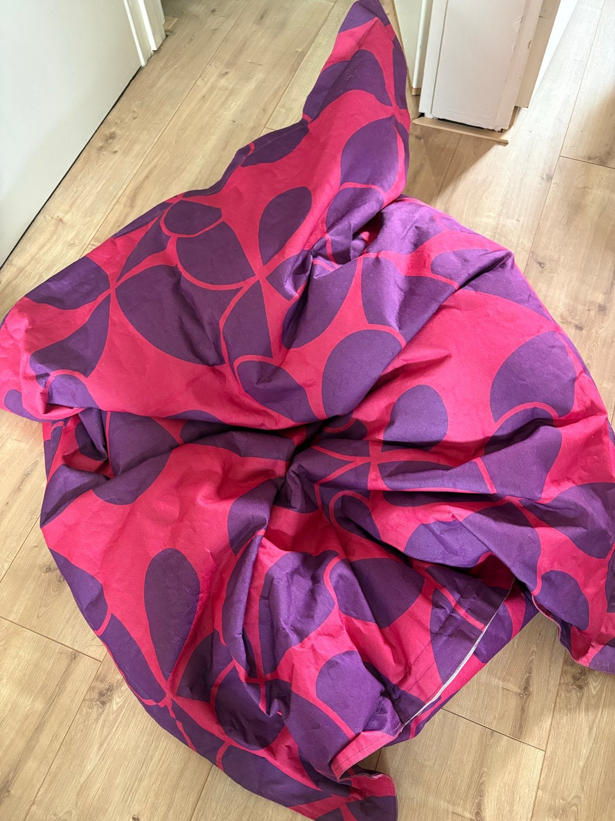 Zitzak Levendig roze/paars met bloemmotief, Ophalen, Gebruikt, Meerkleurig