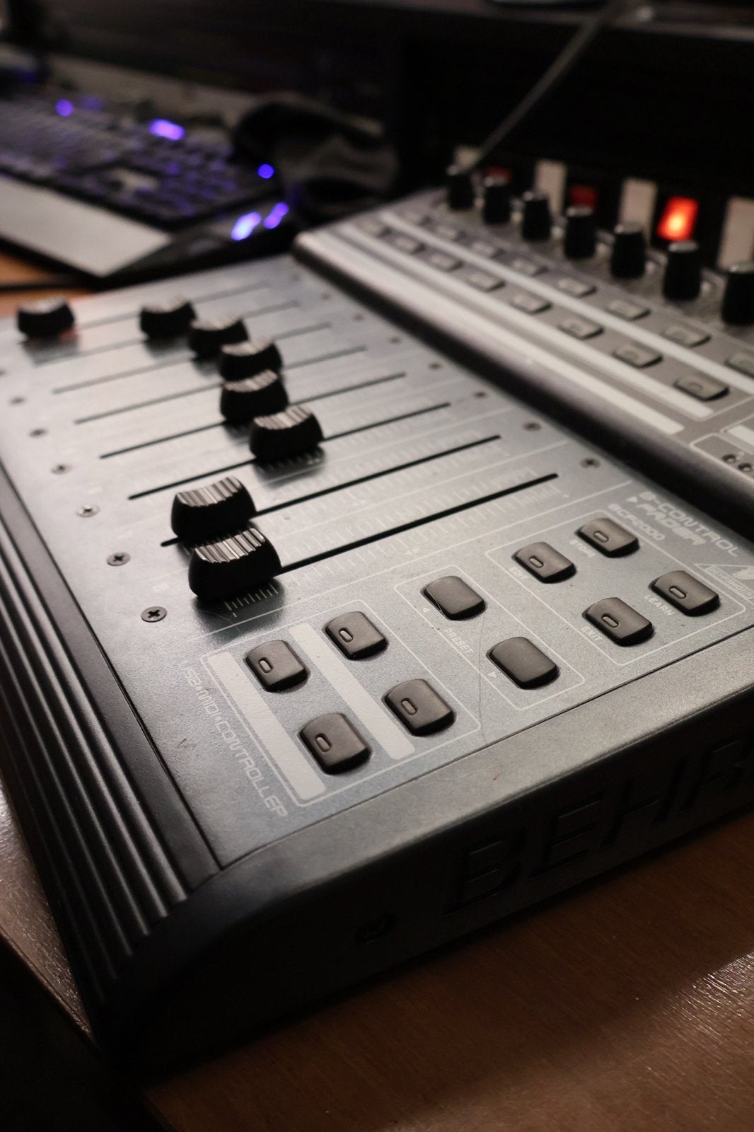 BCF2000 Behringer Midi Controler, USB, Ophalen, Zo goed als nieuw, Overige aantallen, Overige merken