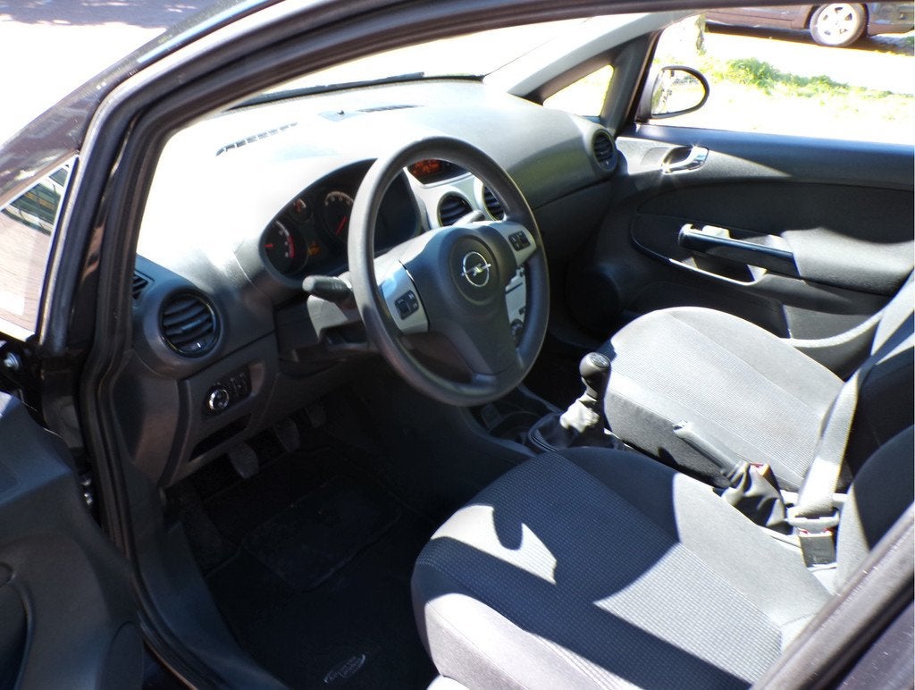 Opel Corsa 1.2-16V Berlin (bj 2013), Auto's, Voorwielaandrijving, Euro 5, Gebruikt, 4 cilinders