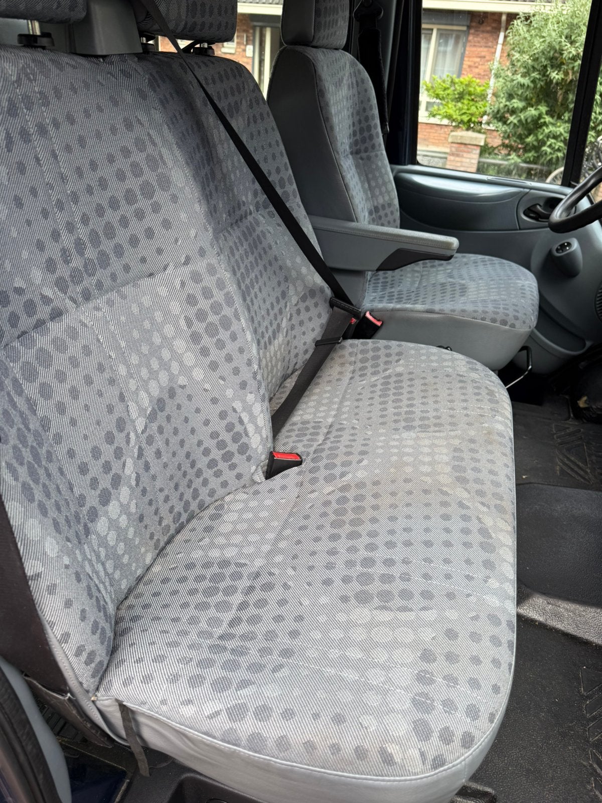 Gezocht bijrijdersstoel Ford Transit Bus, Auto-onderdelen, Ophalen, Ford