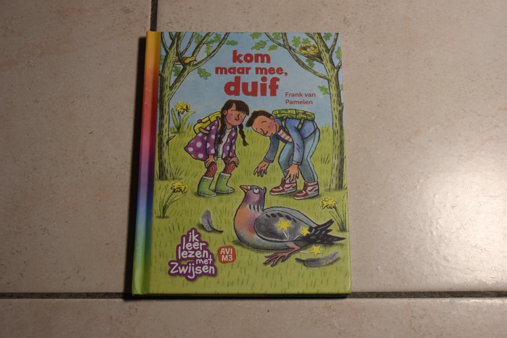 Ik leer lezen met Zwijsen kom maar mee, duif  AVI M3, Boeken, Ophalen of Verzenden, Zo goed als nieuw, Fictie algemeen