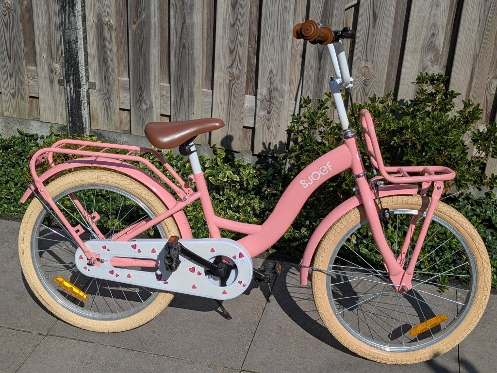Mooie roze Sjoef meisjesfiets 20 inch (met voordrager), Ophalen, Terugtraprem, Gebruikt, Handrem