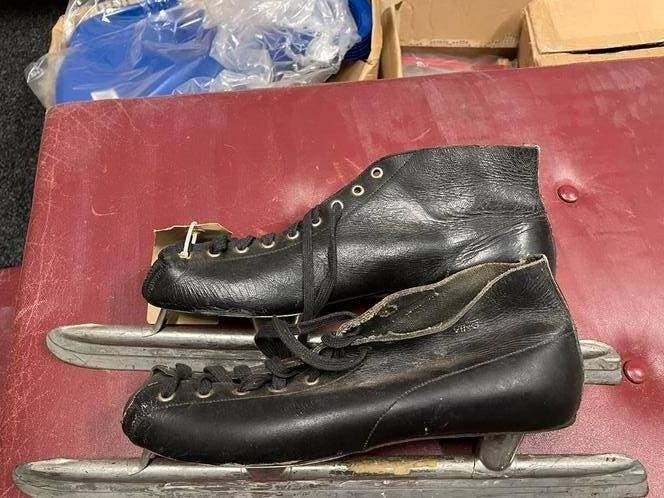 nr 4 noren schaatsen maat 45, Sport en Fitness, Overige merken, Gebruikt, Ophalen of Verzenden, Noren