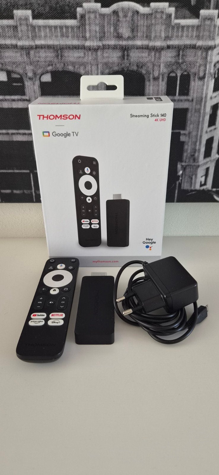 Thomson Streaming Stick 140 4K UHD met Google TV, Ophalen of Verzenden