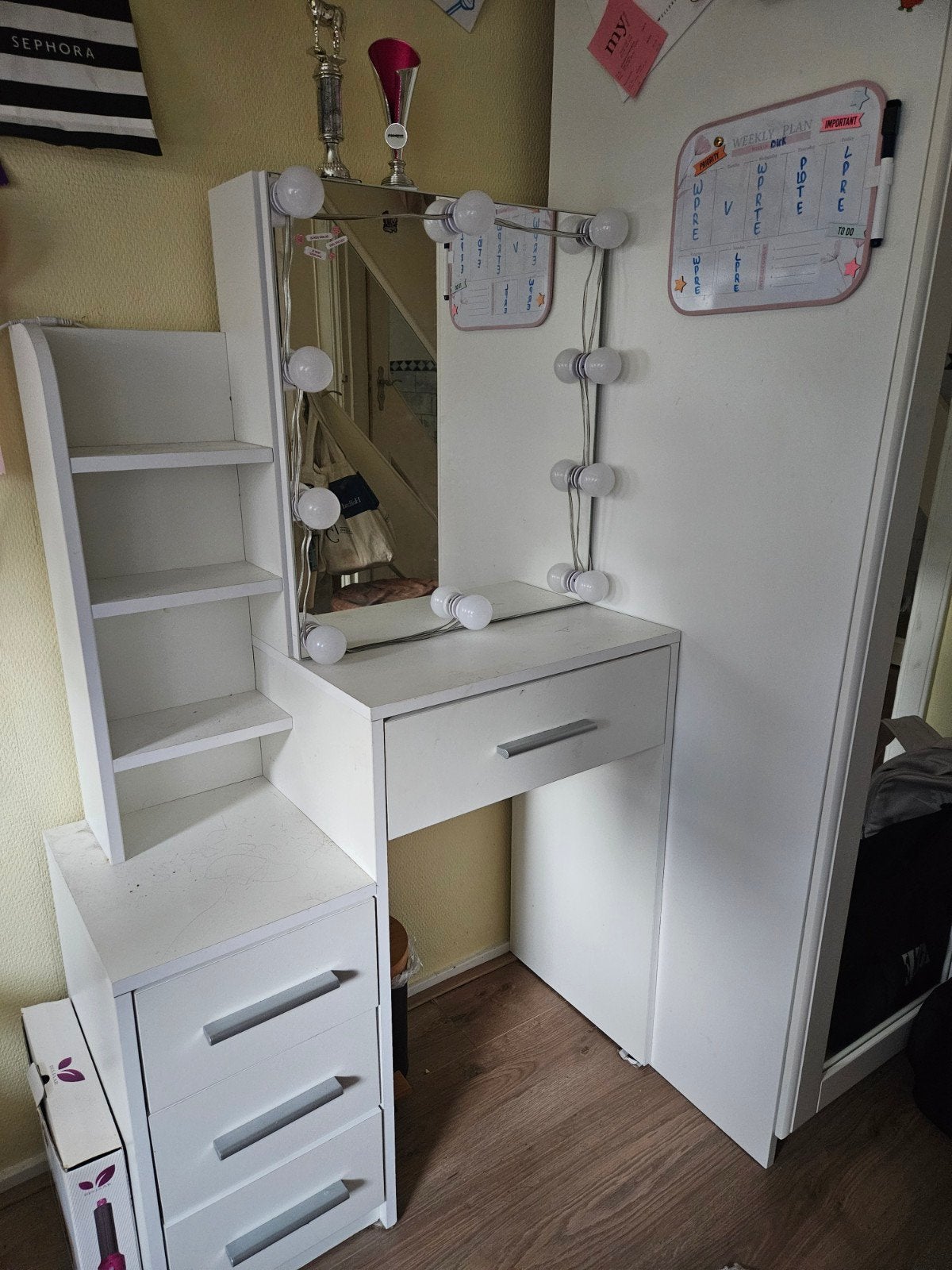 Witte kaptafel met spiegel, verlichting en krukje, Ophalen, Gebruikt, 100 tot 150 cm, Modern