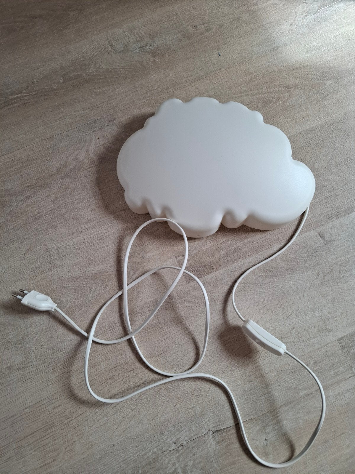 IKEA Drömsyn wandlamp wolk - perfect voor kinderkamer, Ophalen of Verzenden, Zo goed als nieuw, Kunststof, Kinderkamer, speels, modern