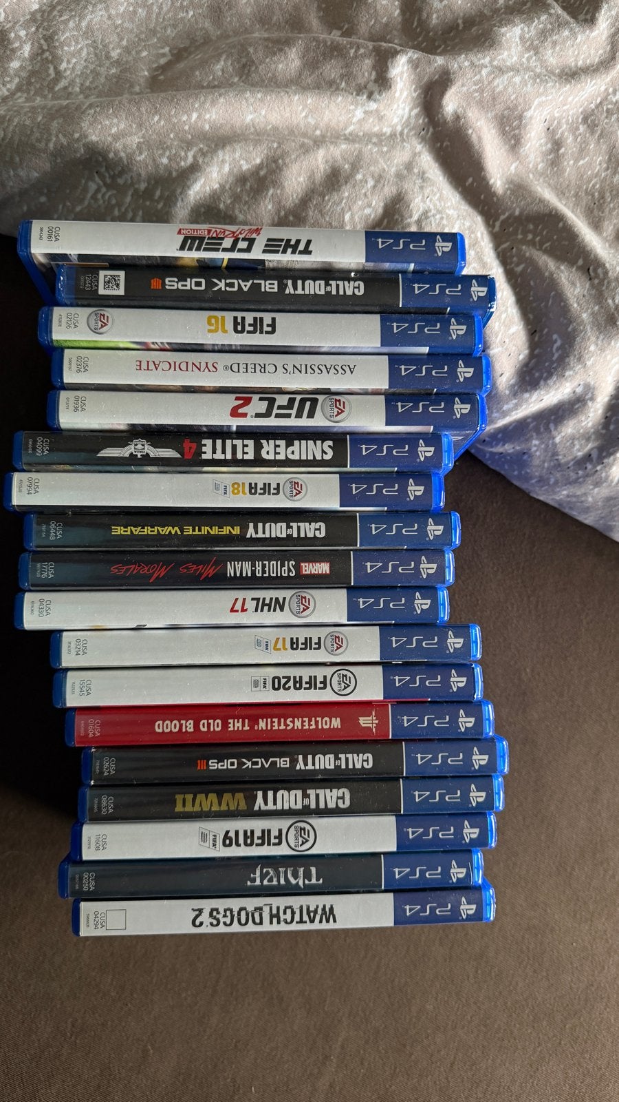 Grote collectie PS4 games: FIFA, Call of Duty, Spider-Man, Gebruikt, Vanaf 18 jaar, Overige genres, Eén computer