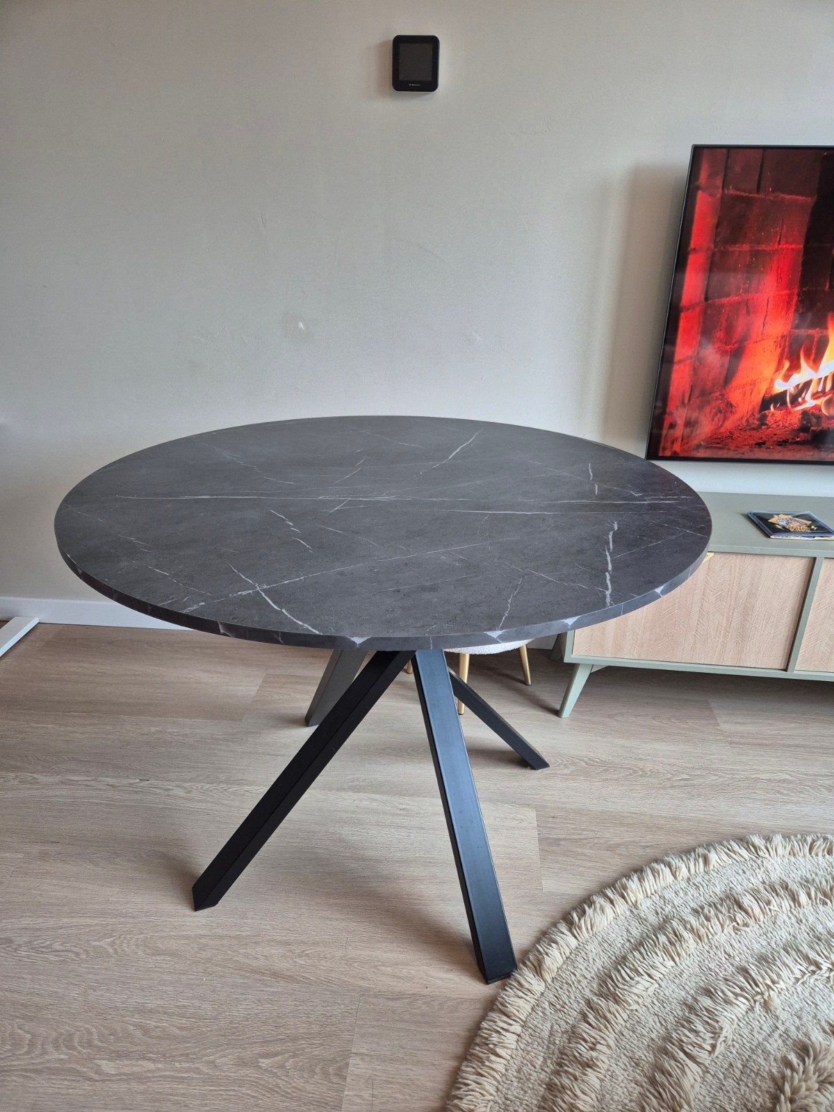 IKEA, model Mariedamm ronde eettafel, zwart marmerlook blad, Huis en Inrichting, Ophalen, 50 tot 100 cm, Modern, Industrieel, Rond
