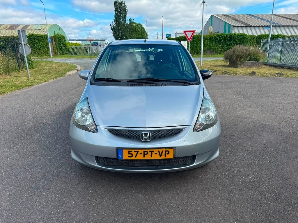 Honda Jazz 1.4 I LS CVT 2004 Grijs 3 MAANDEN GARANTIE!!!, 83 pk, 450 kg, 40 €/maand, 4 cilinders