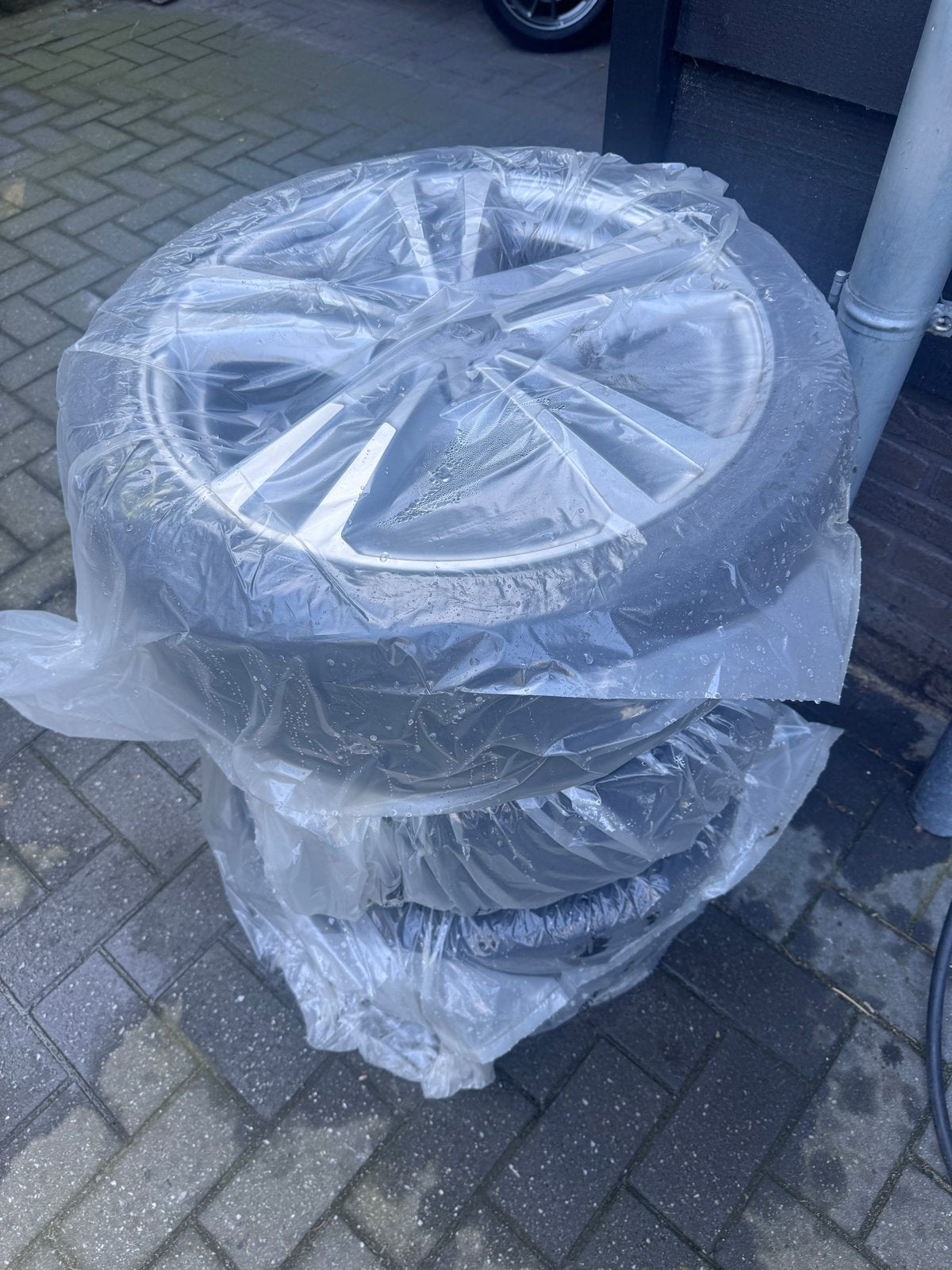 Set van 4 Audi velgen met banden - 225/40R18, Ophalen, 18 inch, Gebruikt, Banden en Velgen