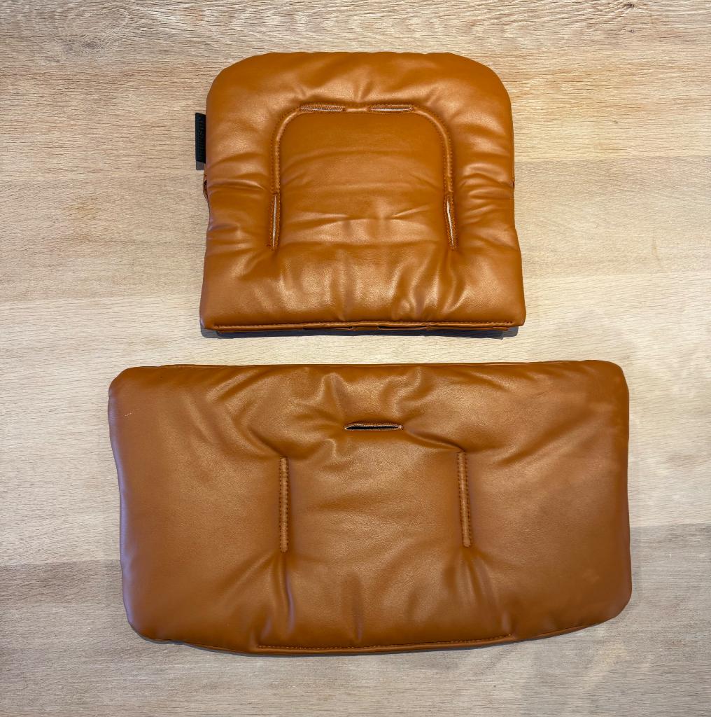 Kidsmill Up kussenset cognac/bruin leer, Kinderen en Baby's, Kinderstoelen, Ophalen of Verzenden, Zo goed als nieuw, Meegroeistoel