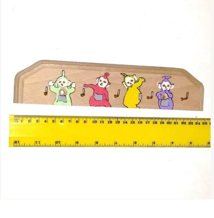 Kinderkapstok Teletubbies. Vrolijke rode kast. Veilige kast, Ophalen of Verzenden