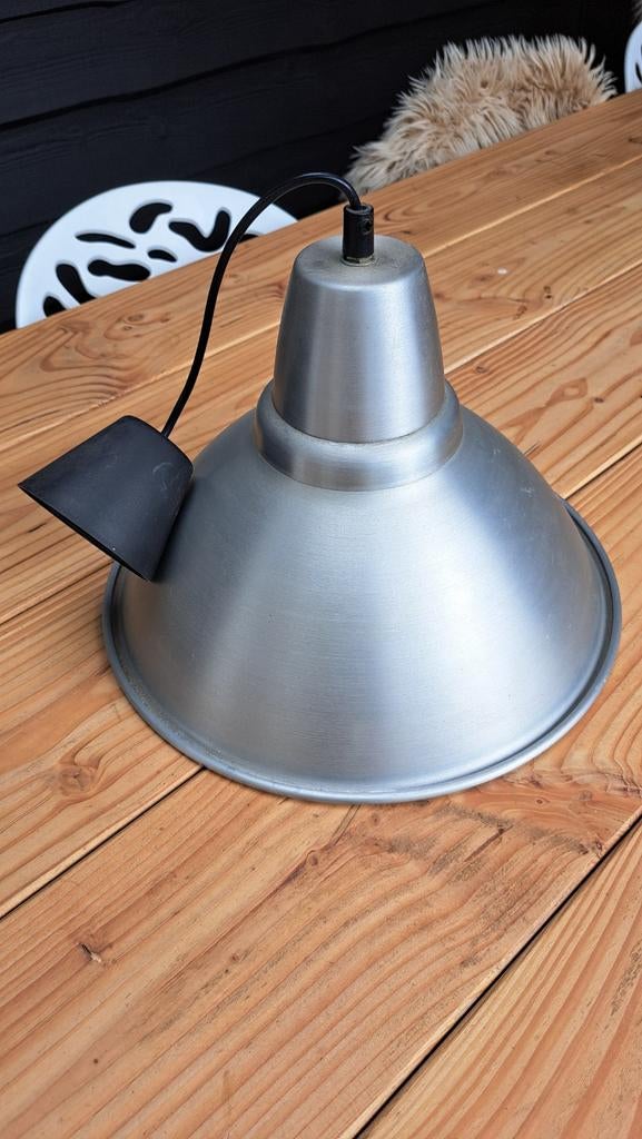 Grijze metalen hanglamp, Ophalen, Zo goed als nieuw, Metaal