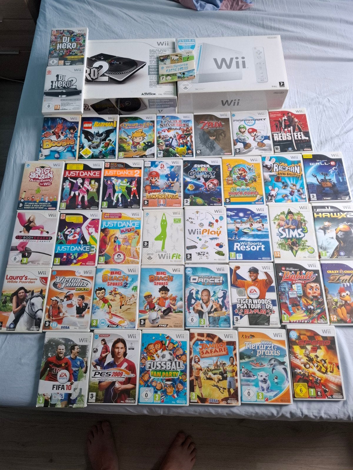 Wii collectie met Dj Hero 2 draaitafel, Ophalen of Verzenden, Zo goed als nieuw, Zonder controller