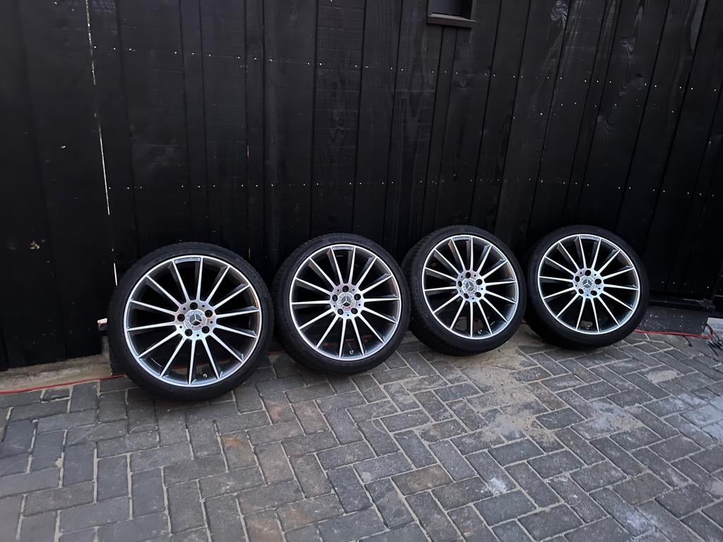 Originele Mercedes 19 inch AMG velgen met Continental banden, Gebruikt, Banden en Velgen, B, 235 mm