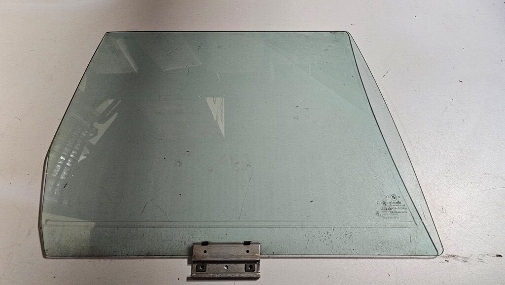 Zijruit raam groen links achter BMW E30 Touring vanaf 04/198, Auto-onderdelen, Gebruikt, -, Deur, -