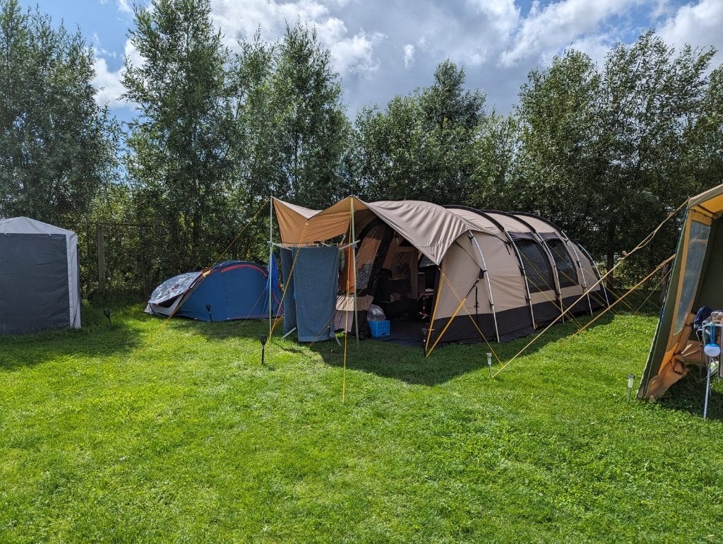 Redwood Birch 340 CFT + Parawing | Zo goed als nieuw, Caravans en Kamperen, Tenten, Ophalen, Zo goed als nieuw, Tot en met 5