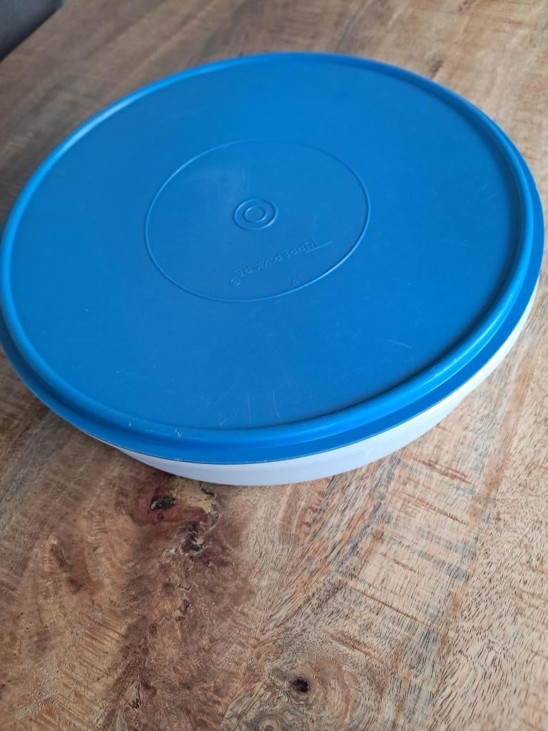 Tupperware diepvriesdoos vlaaidoos taartdoos pizzadoos rond, Ophalen of Verzenden, Zo goed als nieuw, Bus of Trommel