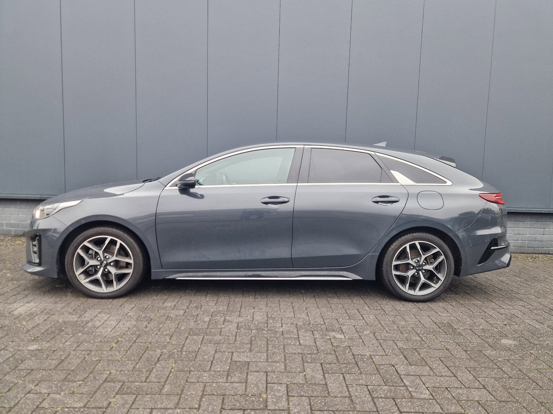 Kia ProCeed 1.5 T-GDi 160PK GT-Line/Org NL /Trekhaak/btw!, Auto's, Dealer onderhouden, Gebruikt, Euro 6, 4 cilinders