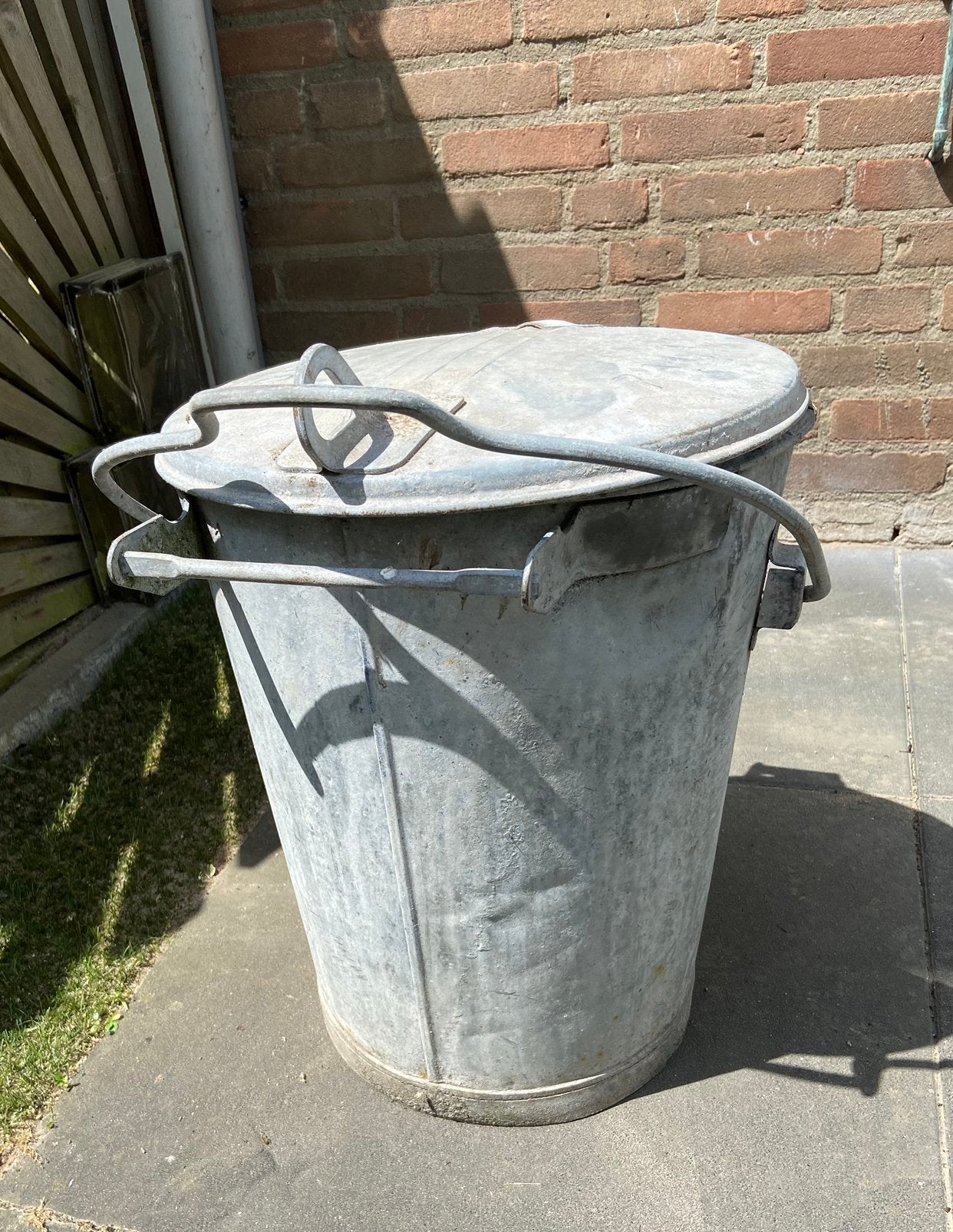 Vintage originele zinken vuilnisbak, 40 liter of meer, Ophalen, Gebruikt