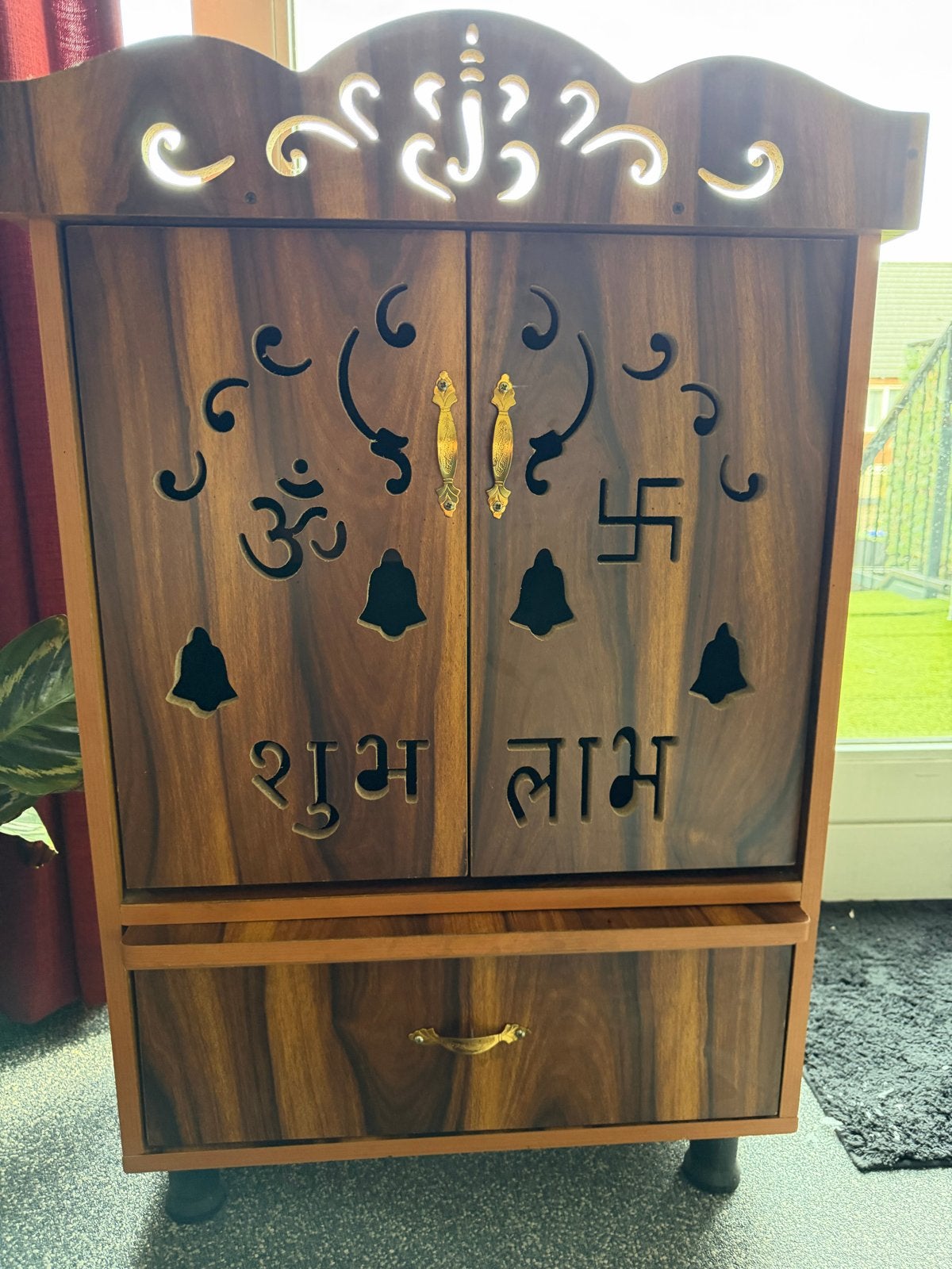 Pooja Mandir for sale, Ophalen