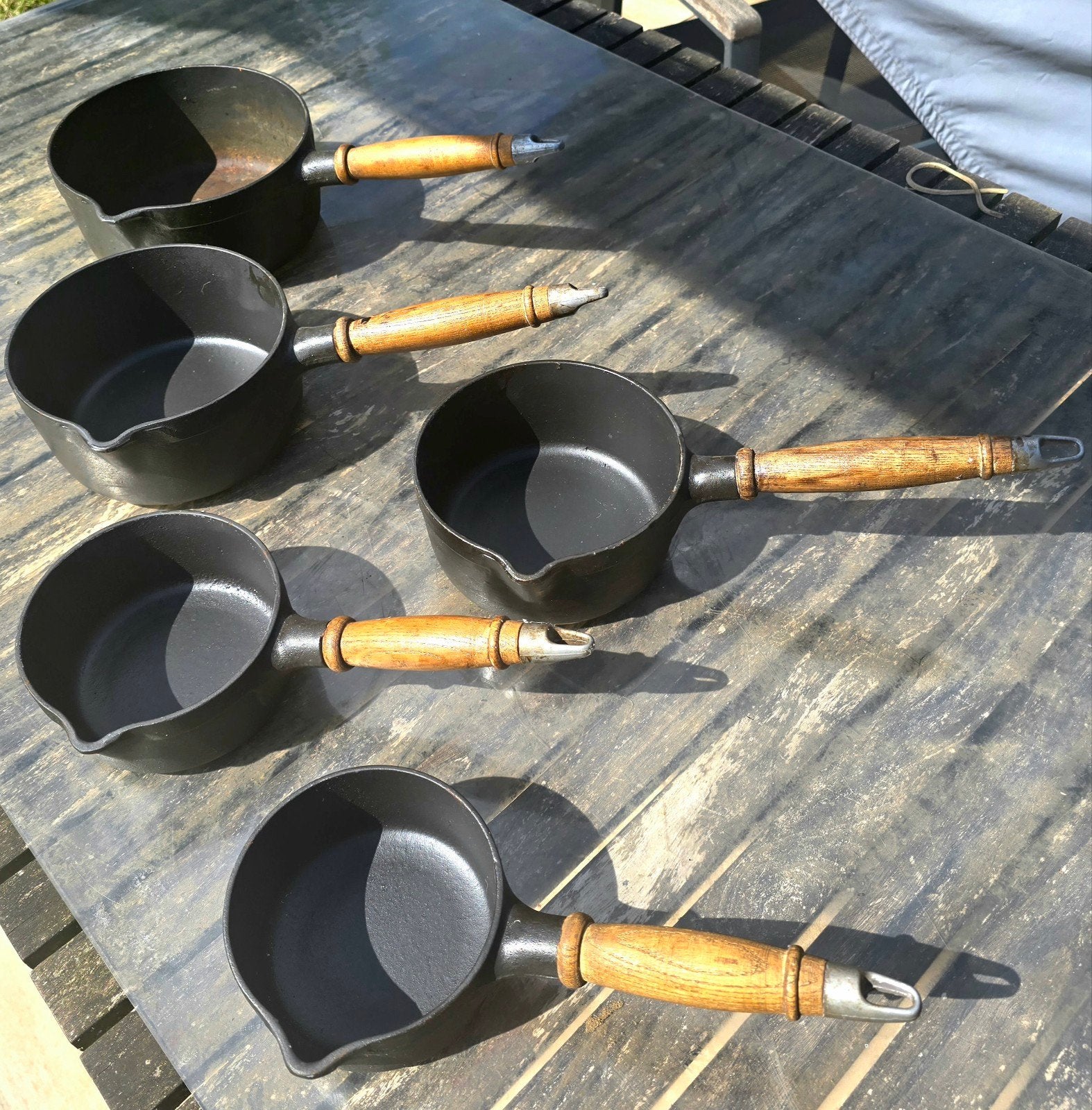 gietijzeren pannenset Staub 5-delig, Huis en Inrichting, Keuken | Potten en Pannen, Ophalen of Verzenden, Gietijzer, Pannenset