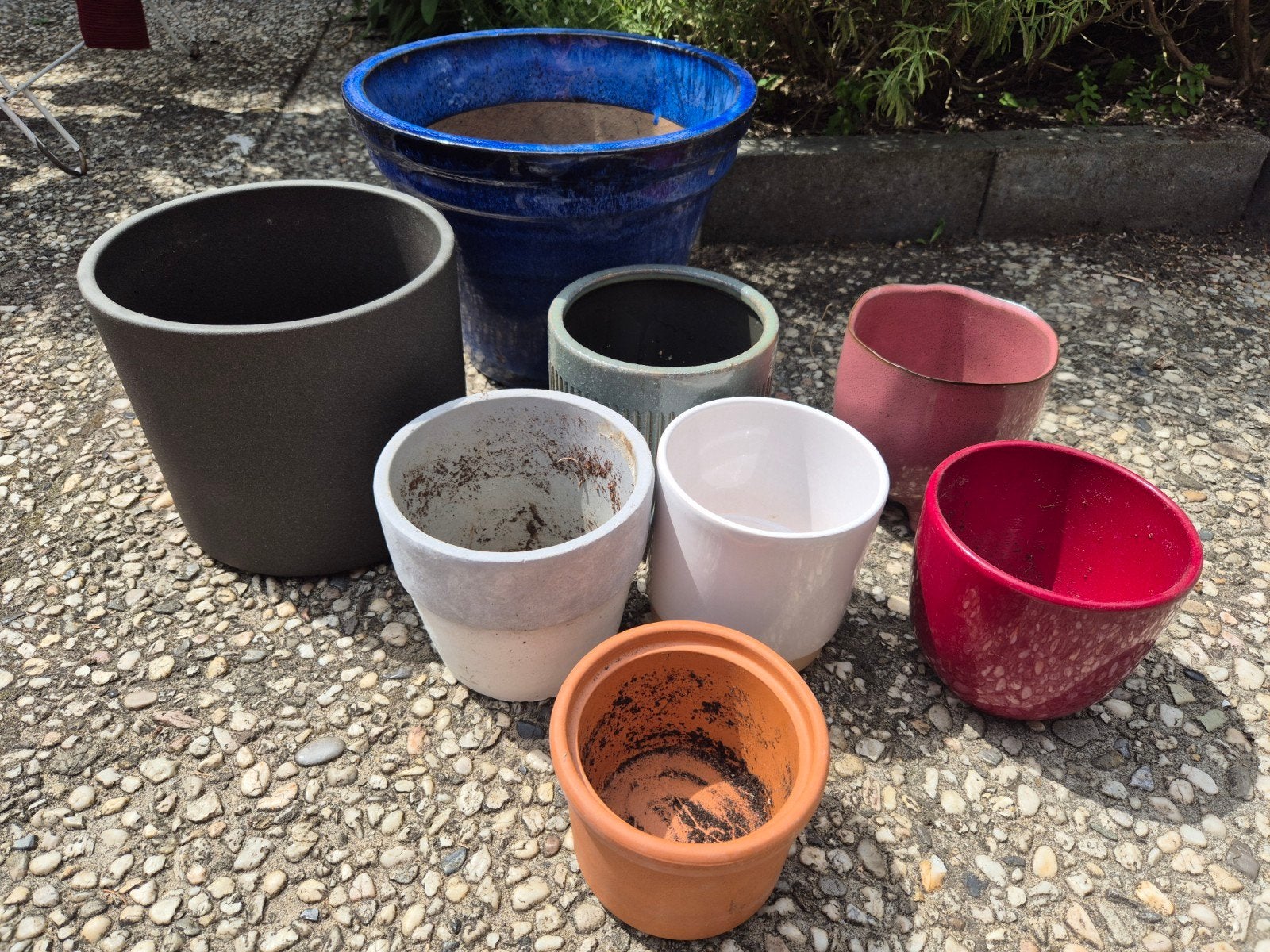 Diverse bloempotten en plantenbakken, Tuin en Terras, Bloempotten, Gebruikt, Rond, Ophalen of Verzenden, Balkon