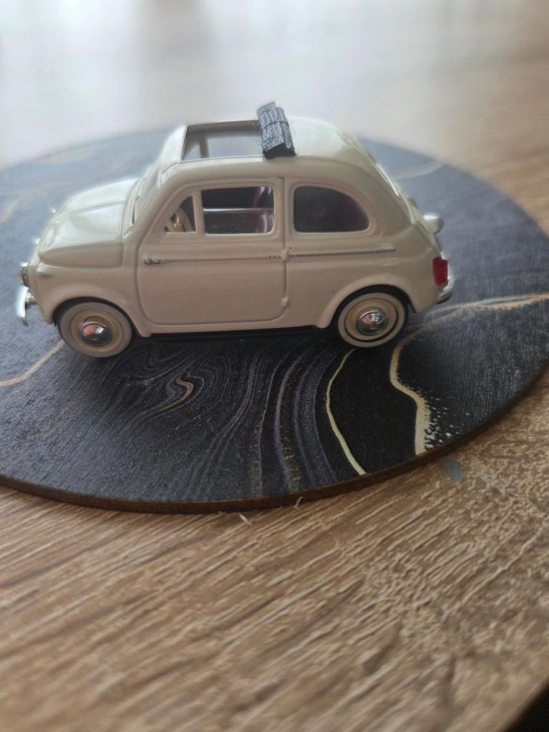Solido Fiat 500 (jaren '50/'60) - Crème Wit - Schaal 1:43, Ophalen of Verzenden, Gebruikt, Auto, Solido