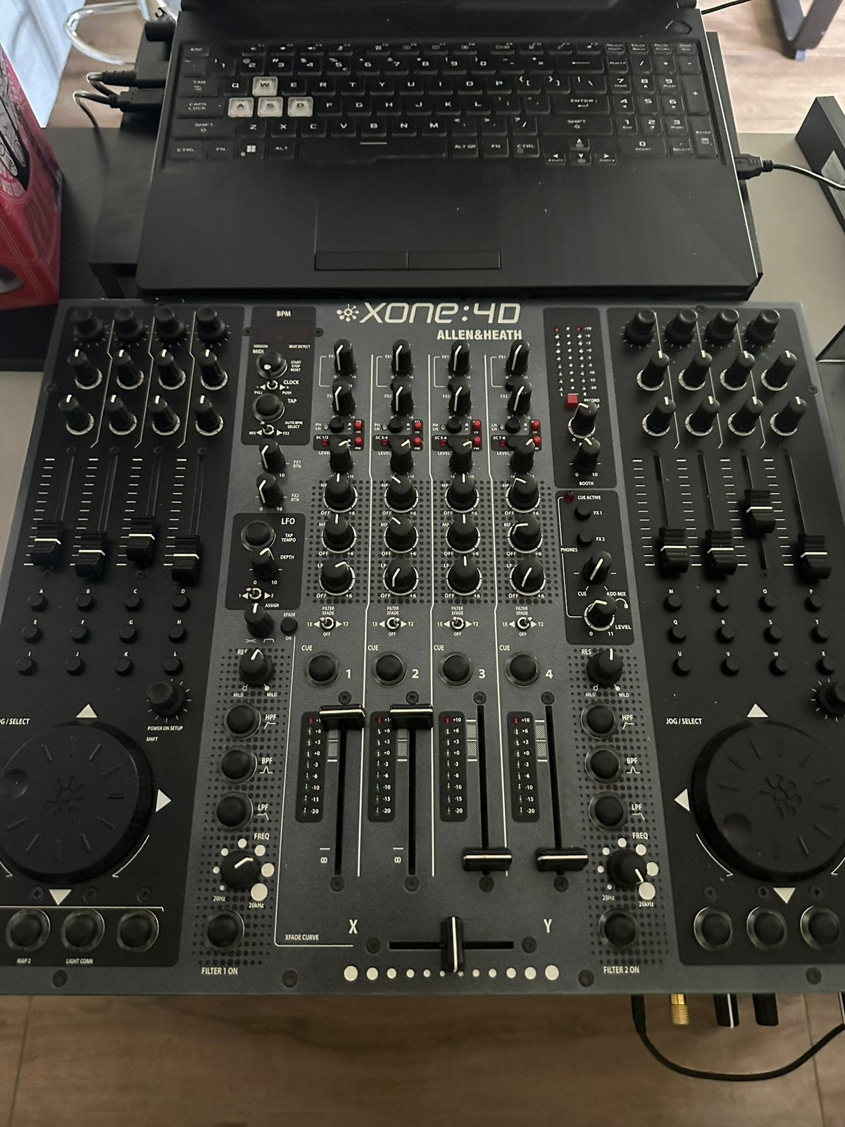 Allen & heath Xone 4D, Ophalen of Verzenden, Zo goed als nieuw, Dj-set, Overige merken