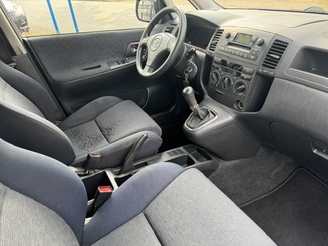 Toyota Corolla Verso 1.6 VVT-i Linea Terra Airco APK 04-2027, Auto's, Voorwielaandrijving, Stof, Gebruikt, 4 cilinders