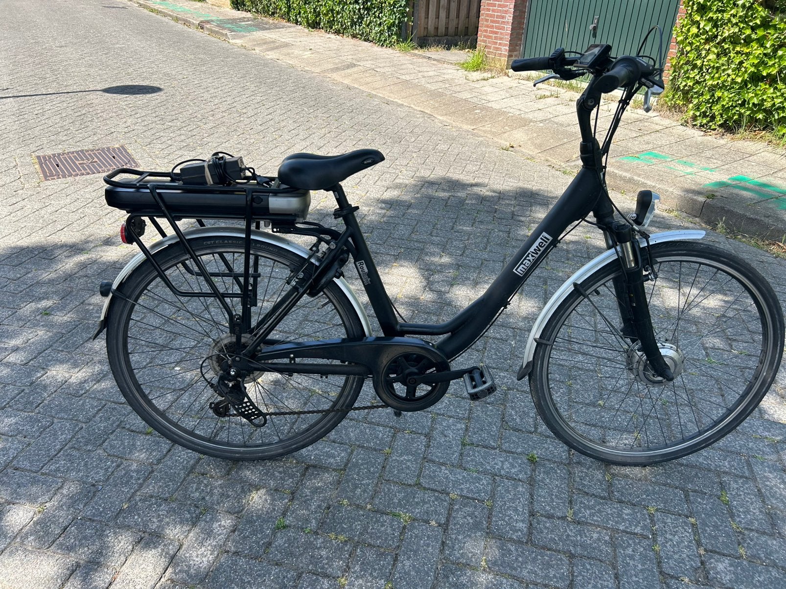 Maxwell elektrische damesfiets met lage instap, Fietsen en Brommers, Elektrische fietsen, Overige merken, Gebruikt, Ophalen of Verzenden