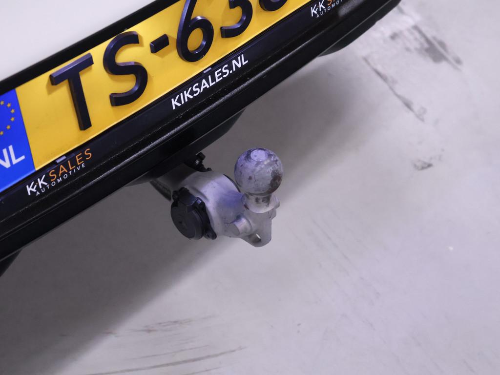 Mercedes-Benz GLC Coupé 250 4MATIC Premium Plus AMG Line [S, Auto's, Automaat, Gebruikt, 4 cilinders, Wit