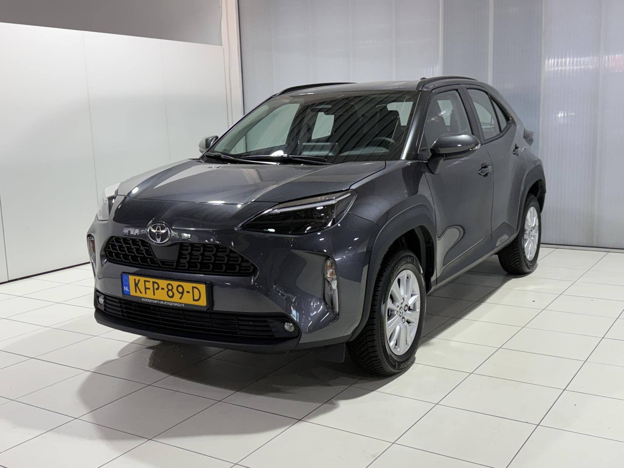 Toyota Yaris Cross 1.5 Hybrid 115 Active Nieuw , Trekhaak me, Stof, Gebruikt, 1165 kg, 116 pk