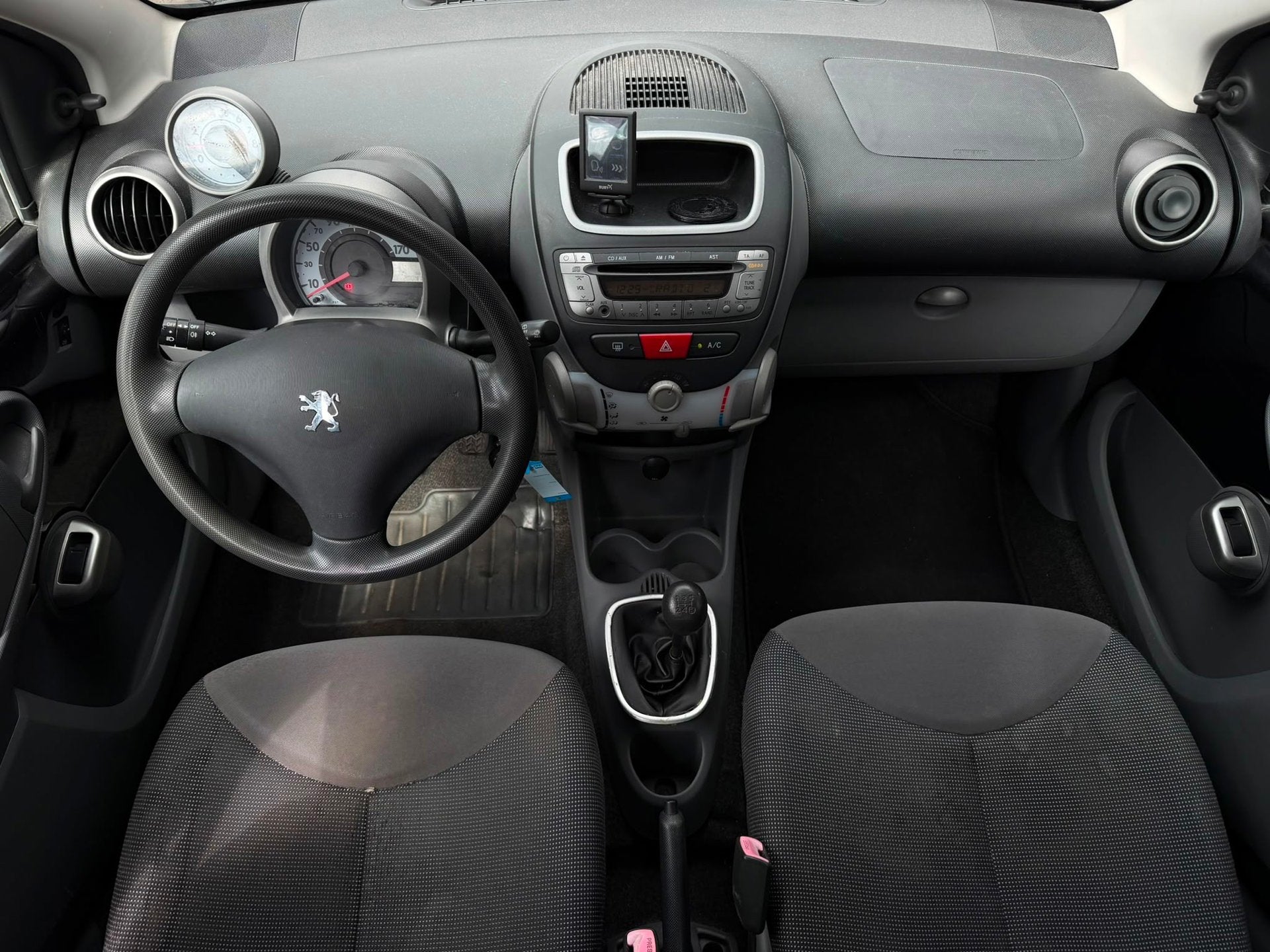 Peugeot 107 1.0-12V XS|5 deur's| nieuw APK, Auto's, Peugeot, Voorwielaandrijving, Gebruikt, 4 stoelen, Origineel Nederlands