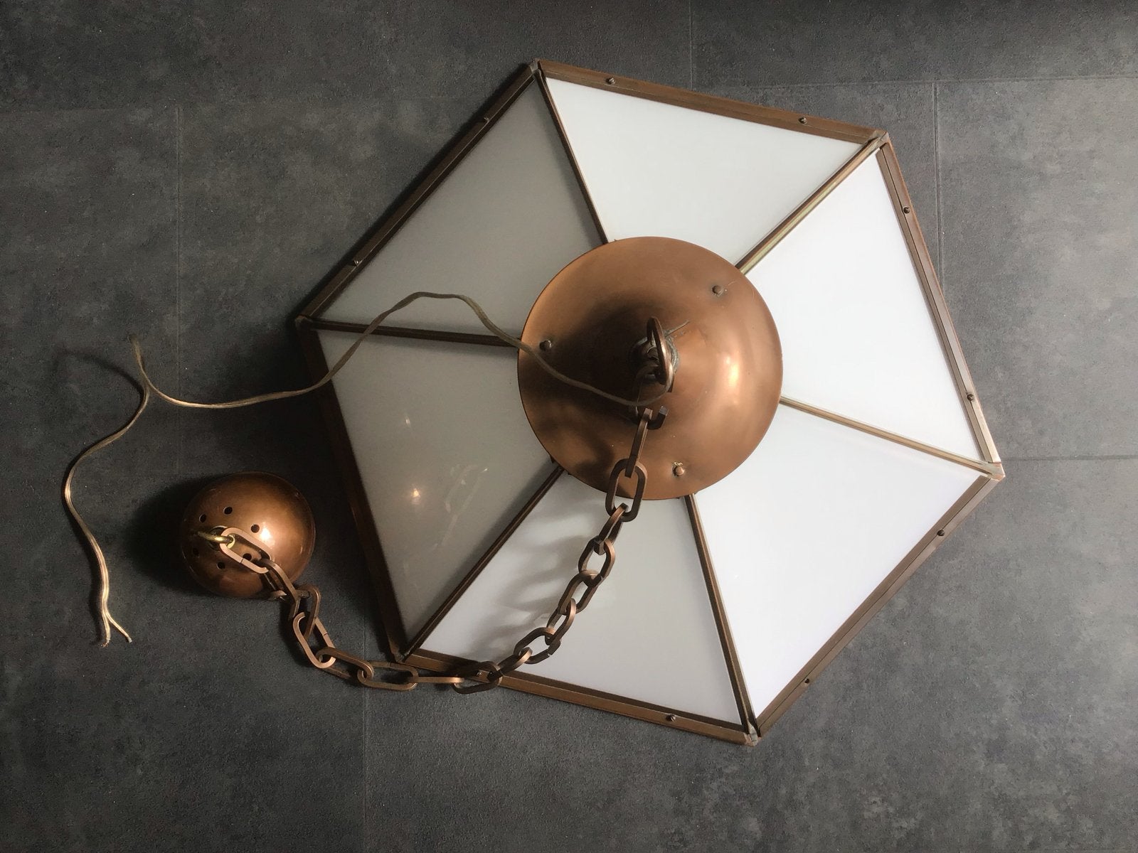 Vintage Koperen Plafondlamp met Melkglas Panelen, Ophalen of Verzenden