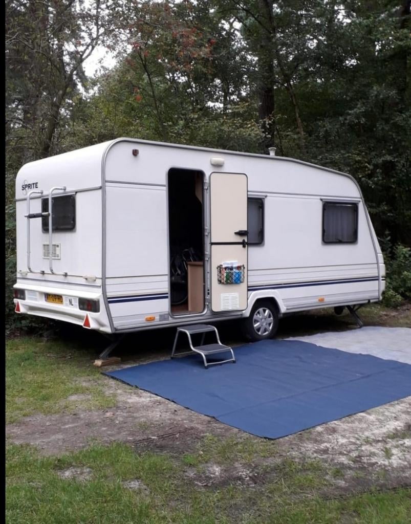Sprite 460 Caravan met panoramaluifel -, Caravans en Kamperen, Caravans, Rondzit, Omvormbare zithoek, Luifel, Particulier