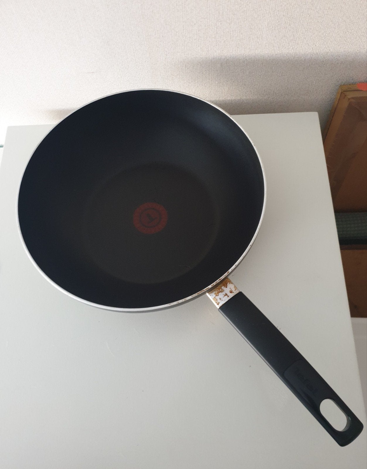 Tefal wokpan. Ø 27,5 cm. Niet geschikt voor inductie., Antiaanbaklaag, Ophalen of Verzenden, Wok, Gebruikt